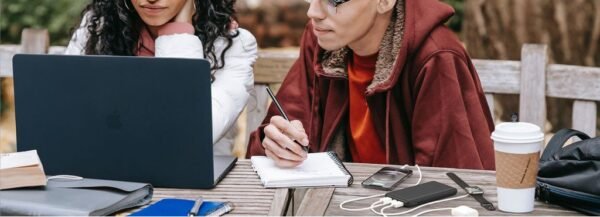 sg-11134202-7rd61-lv084emznwwq9b.jpg Belkin BPB011bt BoostCharge Power Bank 10000mAh 15W with USB A to USB C Cable